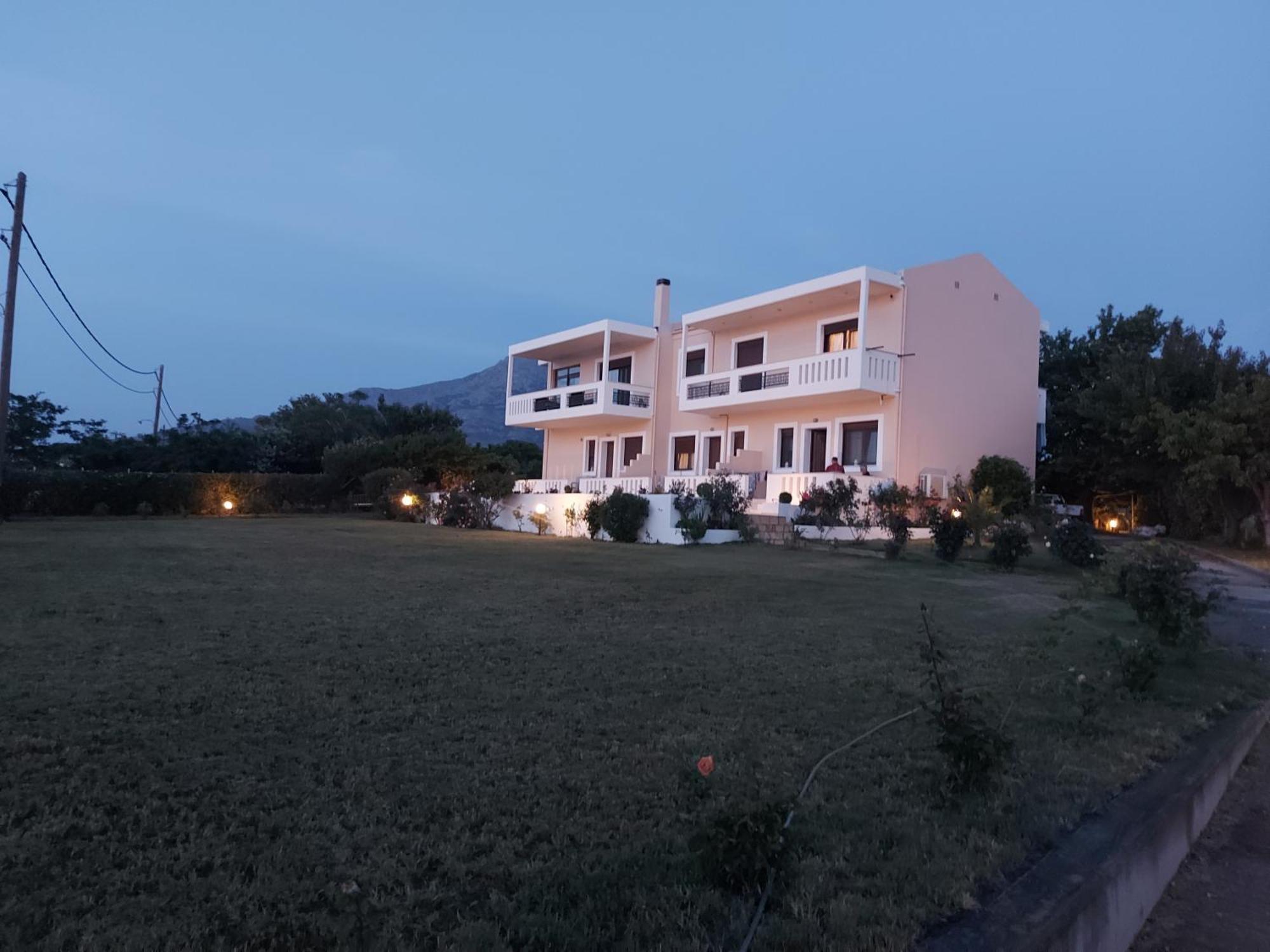 Aktaion Apartments Samothraki Exterior photo